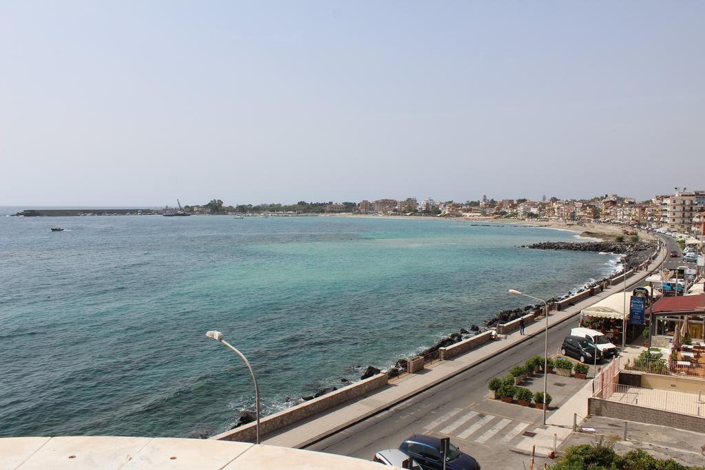 Appartamento Vista D'Incanto Giardini Naxos Exterior photo