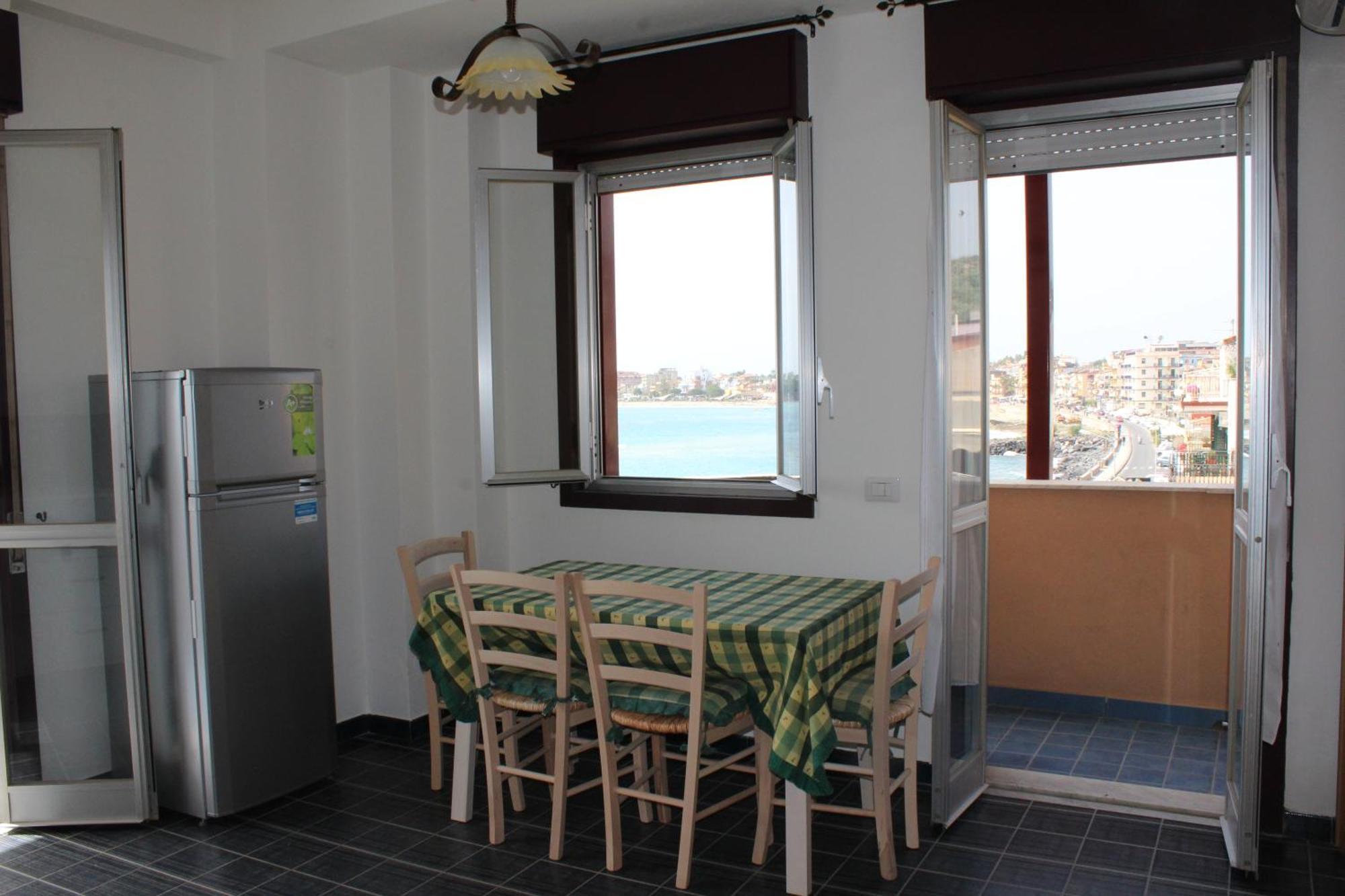 Appartamento Vista D'Incanto Giardini Naxos Exterior photo