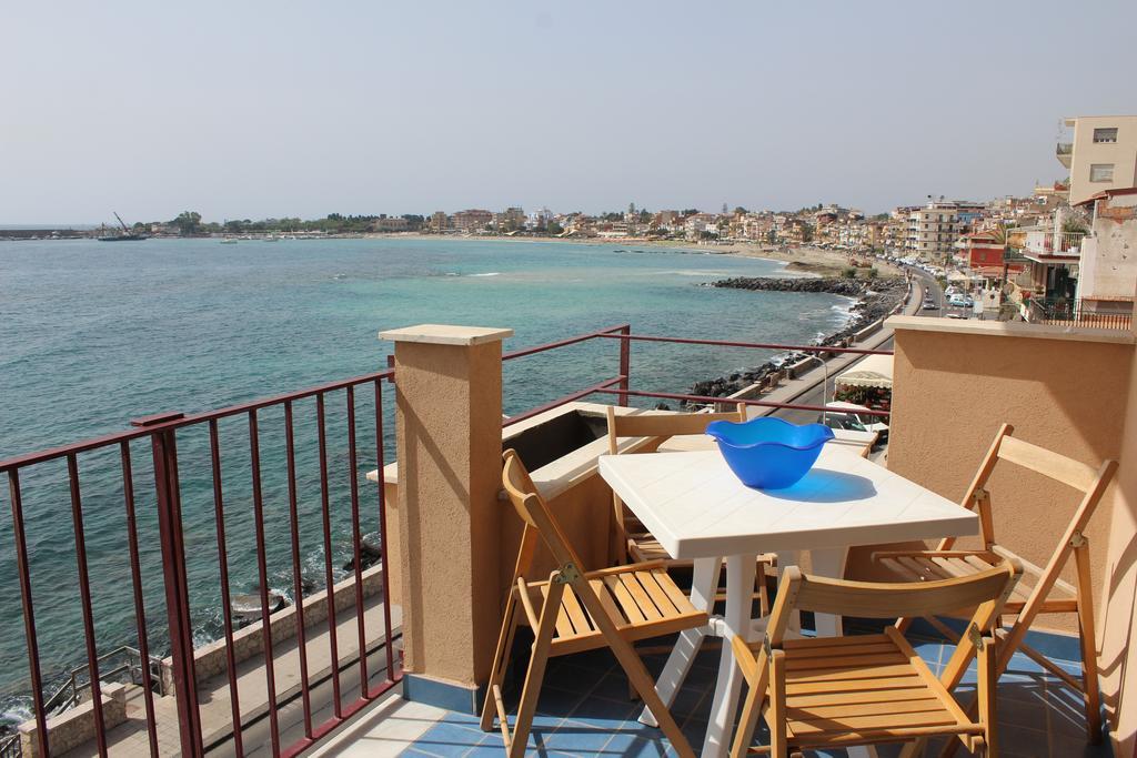 Appartamento Vista D'Incanto Giardini Naxos Exterior photo